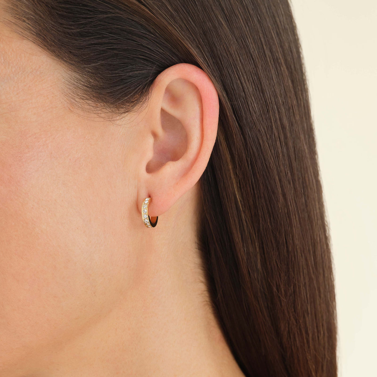 Crystal Hoop Gold leftcolumn