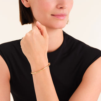 Statement Bangle leftcolumn,