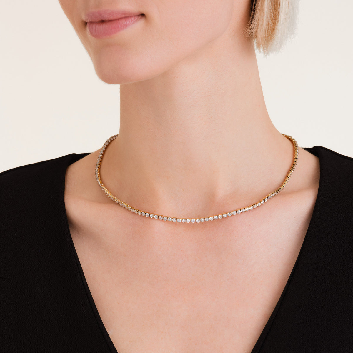 Tennis Necklace leftcolumn